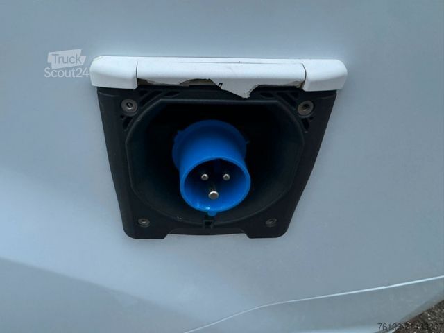 Kylskåpsbil FORD Transit Custom Pharma*3 Kammer*-30/+5/+22 Grad