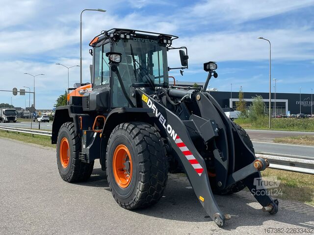 Lastare Develon DL280-7
