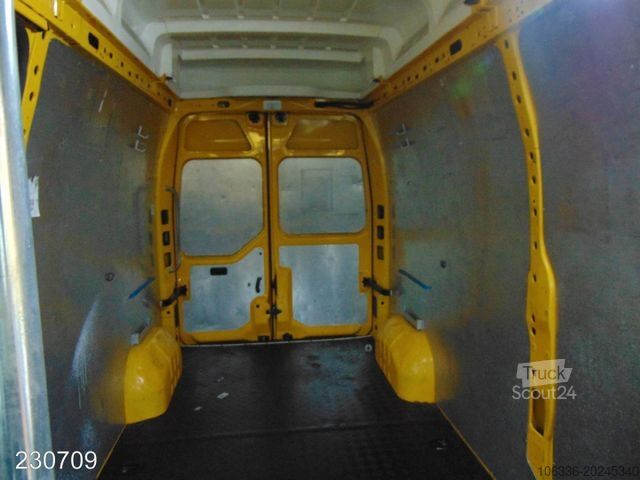 Dodávka s vysokou strechou RENAULT MASTER 130 2.3 dCi L3H3 EURO 6 -KAMERA-