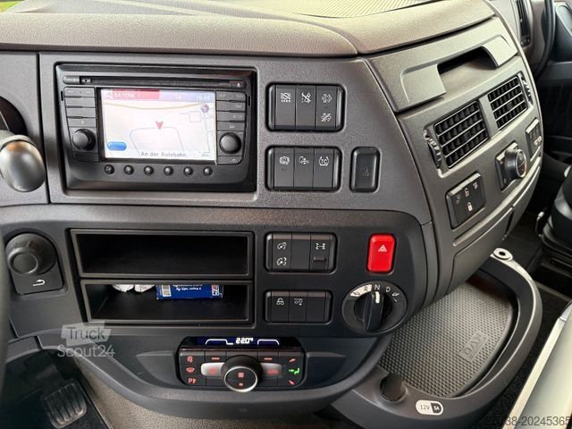 Samochód ciężarowy z plandeką typu platforma DAF XF 480 SSC/Kompressor/Intader/Dinkel/Getreide