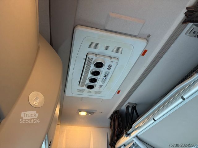 Samochód ciężarowy z plandeką typu platforma DAF XF 480 SSC/Kompressor/Intader/Dinkel/Getreide