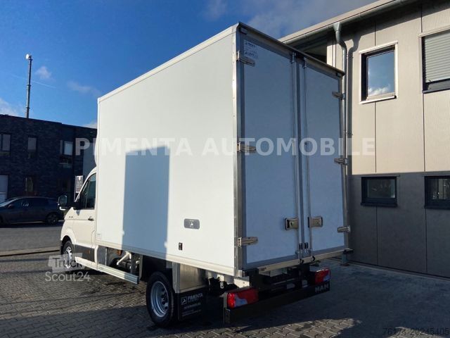 Furgone chiuso VOLKSWAGEN Crafter 50 3,5to FILZKOFFER 2,40mH NAV KLIM TEM