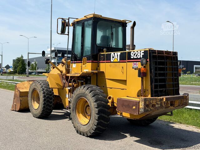 навантажувач Caterpillar 928F