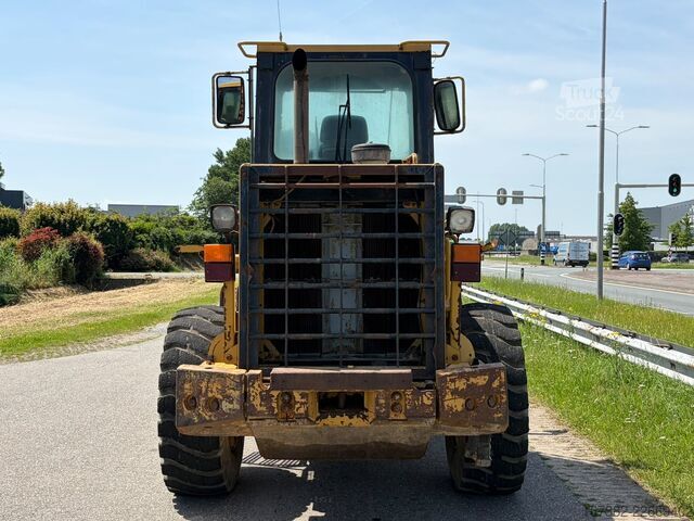 навантажувач Caterpillar 928F