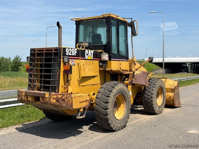навантажувач Caterpillar 928F