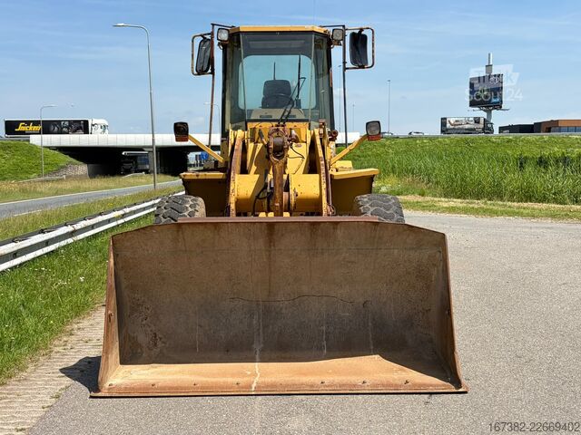 навантажувач Caterpillar 928F