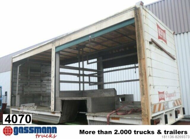 LKW mit Pritsche (offen) Aufbau Getränke