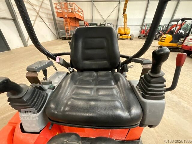 Mini escavatore Kubota U 15-3
