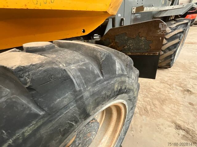 Véhicule à benne Neuson DW 60
