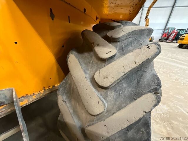 Véhicule à benne Thwaites 6 tonne