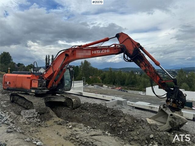 Grävmaskin med larvband Hitachi ZX210LC-5B Tracked excavator w/ tilt, bucket and G