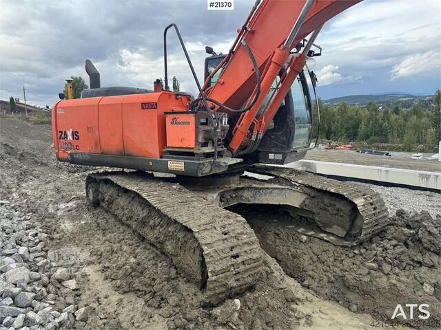 Grävmaskin med larvband Hitachi ZX210LC-5B Tracked excavator w/ tilt, bucket and G