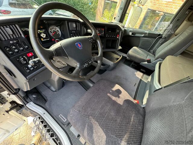 Štandard-SZM Scania R520 V8 6X2 Topline Retarder 2x tank NL Truck