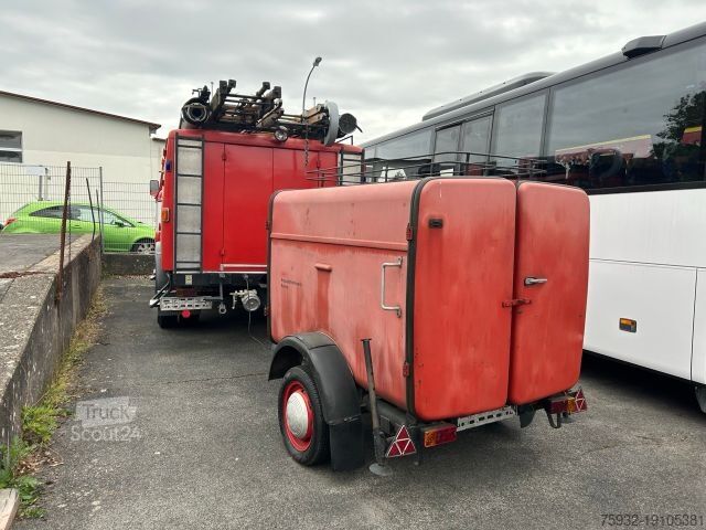 Autocamion cu destinație specială  IFA W 50 L  Feuerwehr Löschfahrzeug mit Anhänger