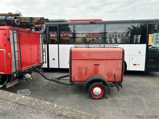 Autocamion cu destinație specială  IFA W 50 L  Feuerwehr Löschfahrzeug mit Anhänger