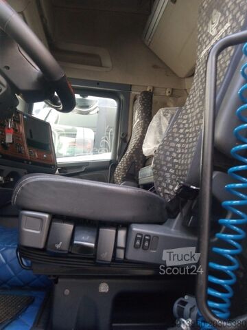 Standartinis vilkikas SCANIA R 500