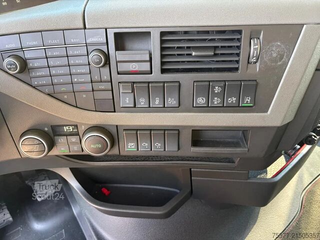 Standard-SZM Volvo FH 420 Globetrotter,Gardner Denver Bulkcompress...