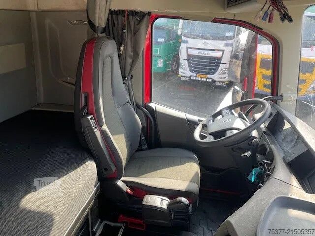 Standard-SZM Volvo FH 420 Globetrotter,Gardner Denver Bulkcompress...