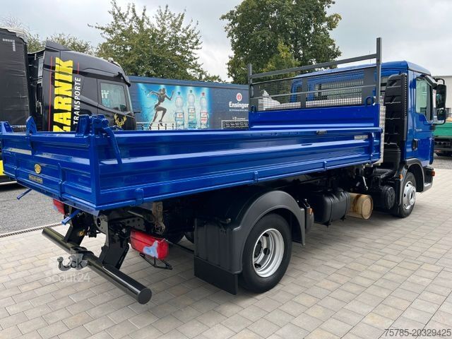 Transporter mit Kipper MAN 8.180