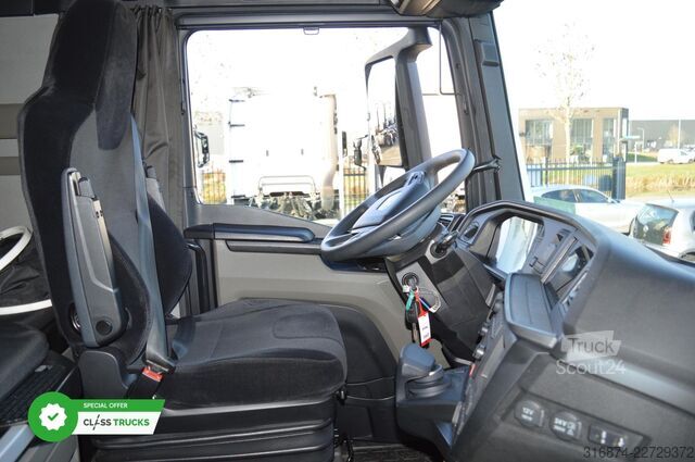 Standardowy ciągnik siodłowy MAN TGX 18.480 GX Adaptive Cruise Control