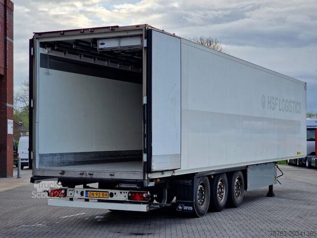 Gekoeld/bevroren transport SCHMITZ CARGOBULL SCB*S3B - Frigo Carrier Vector 1950 - Hooks/Roh...