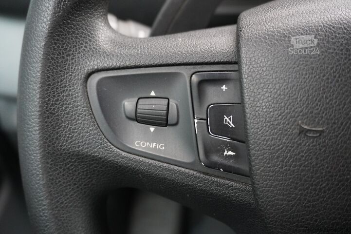 Bestelbus Opel Vivaro 2.0 CDTI 120PK L3 Automaat EURO 6 - Airc...