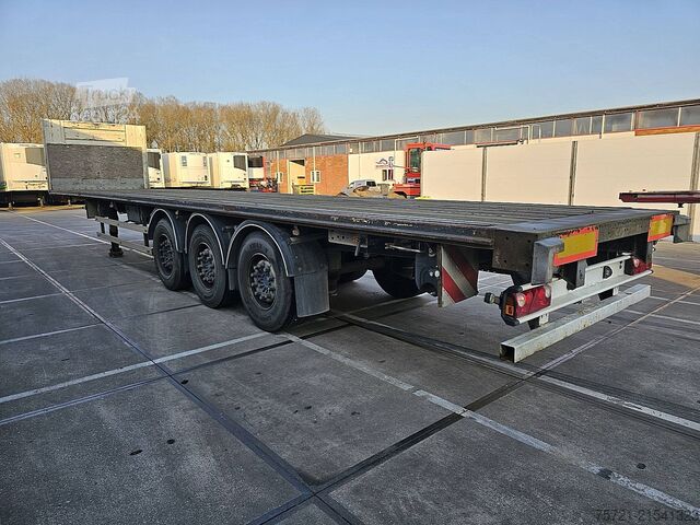 Loading platform FRUEHAUF 