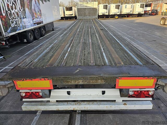 Loading platform FRUEHAUF 