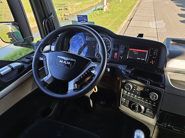 Štandard-SZM M.A.N. 18.400 TGX HYDRODRIVE