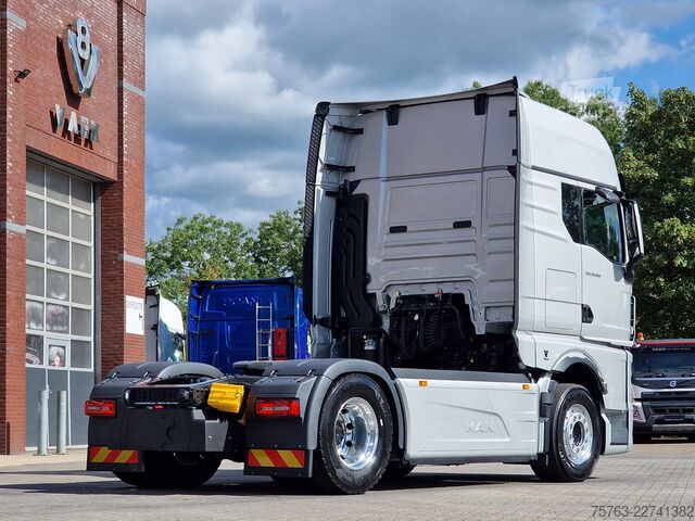 Standaard-SZM MAN TGX 18.560 4x2 - Retarder - Night clima - Full ...