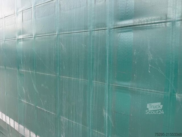 Commercial vehicle Schmitz Cargobull 3Achs Mega Hubdach gute Bereifung Daimler9.5 XL