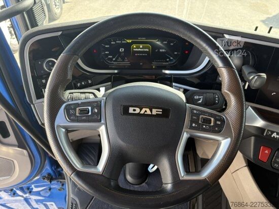 Вантажівка і причіп DAF XG+ 530 FTG 6X2 FULL AIR KOMPLETTZUG , HANGLER TIEFLADER