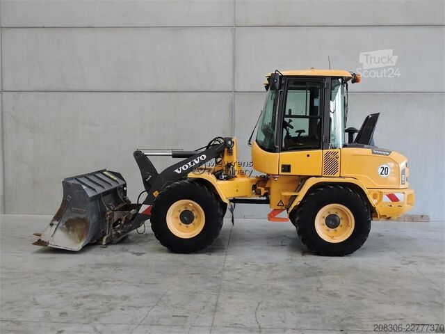 Ładowarka kołowa VOLVO L35G Automatic Greasing