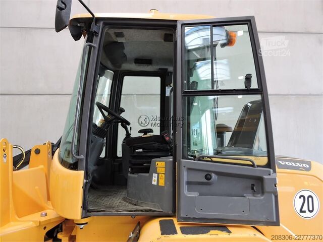 Ładowarka kołowa VOLVO L35G Automatic Greasing
