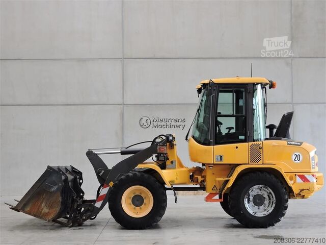 Ładowarka kołowa VOLVO L35G Automatic Greasing