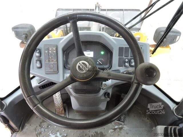 Ładowarka kołowa VOLVO L35G Automatic Greasing
