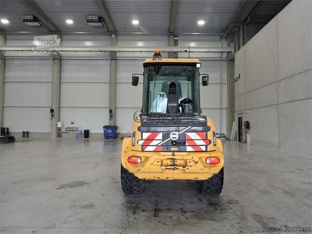 Ładowarka kołowa VOLVO L35G Automatic Greasing