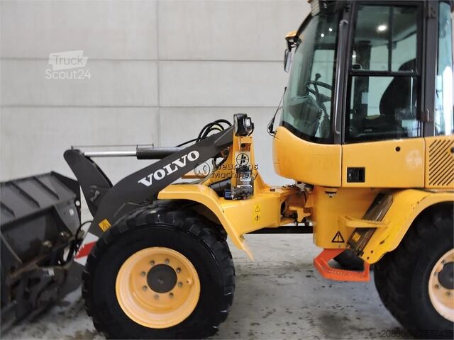 Ładowarka kołowa VOLVO L35G Automatic Greasing