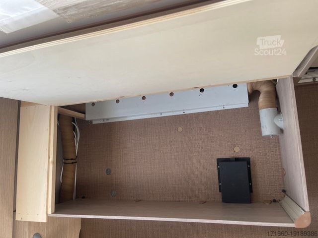 Caravane BÜRSTNER Premio Life 415 TK Active Paket