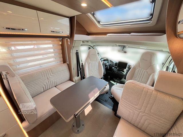 Ημιενσωματωμένο αυτοκινούμενο τροχόσπιτο BÜRSTNER Lyseo TD 732