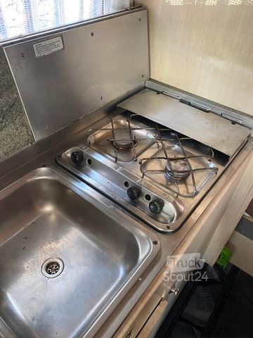 Alkovový obytný automobil FIAT Ducato Traveller 680 Knaus