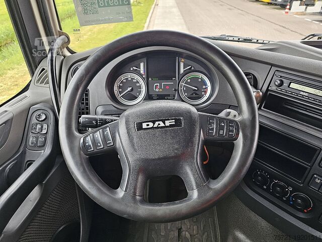 Estándar-SZM DAF XF 460 SPACECAB INTARDER