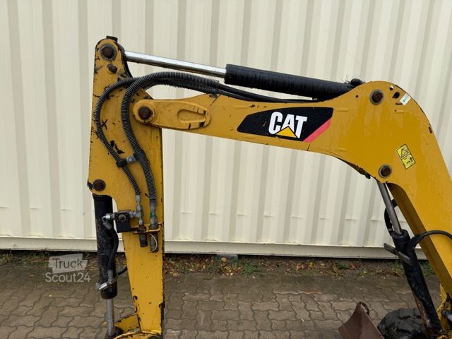 Міні-екскаватор CATERPILLAR 301.8C / 2010 BJ / 3.008 H