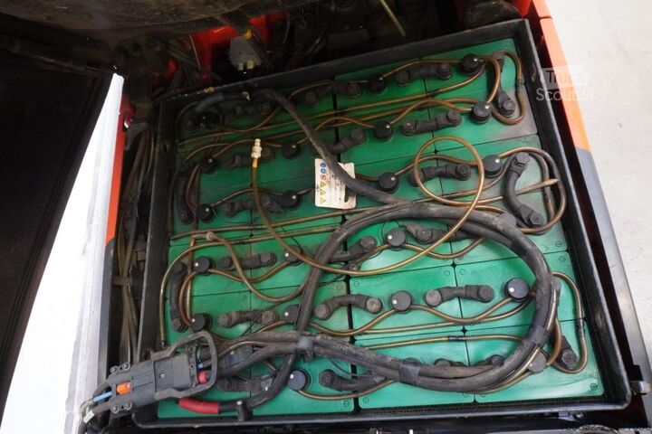 رافعة شوكية Linde E 20 PHL EVO 386-02