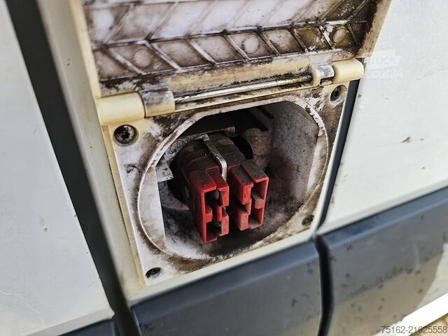 Bestelauto MERCEDES-BENZ SPRINTER 316 L2H2 3.5T-Trekhaak!