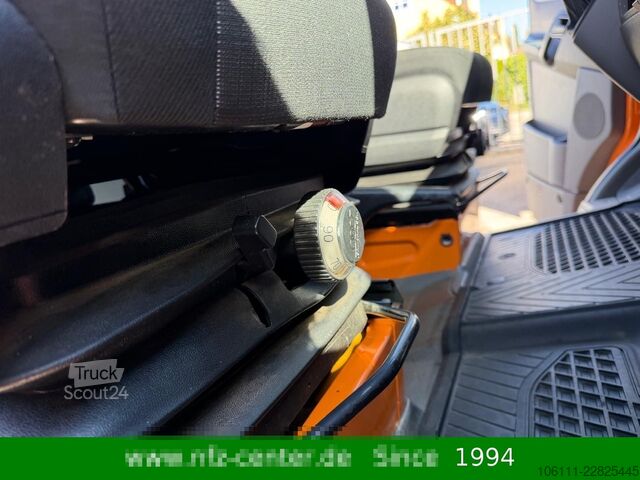 Minibus MERCEDES-BENZ Sprinter 314 CDI Kasten  AHK