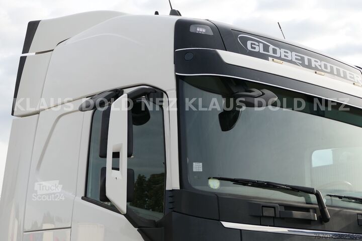 Štandardný ťahač VOLVO FH 500 Globetrotter 2-Tanks Euro 6