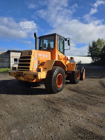 Tekerlekli yükleyici FIAT HITACHI W130
