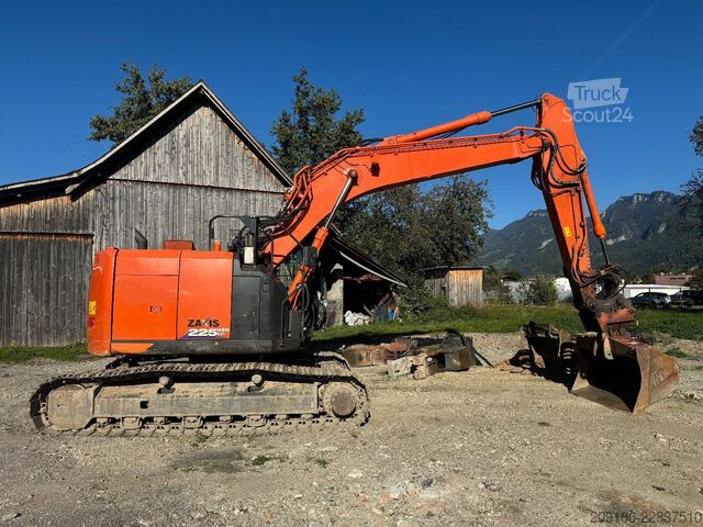 Lánctalpas kotrógép HITACHI ZX 225 USRLC-6