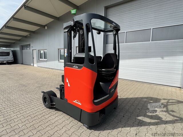 Carrelli retrattili Linde R16G--EK